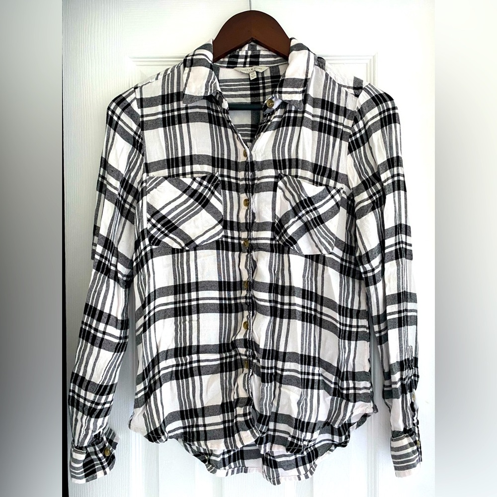 Lucky Brand lightweight plaid Black and White button up shirt, size XS